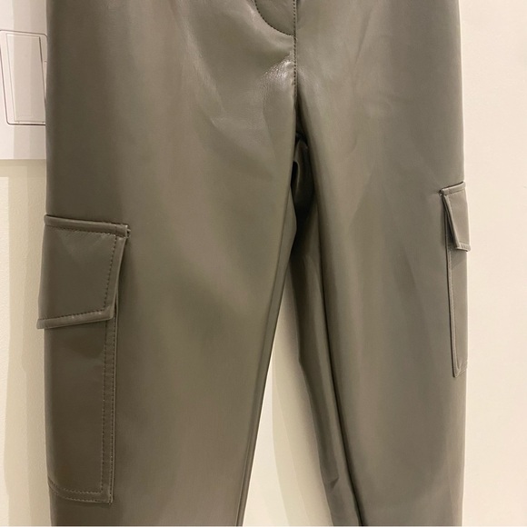 Leather pants - Picture 8 of 11